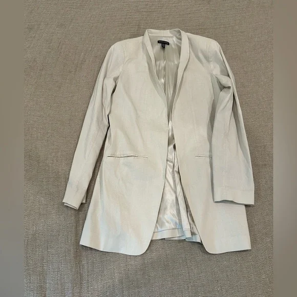 Eileen Fisher Cream Blazer Modern Tailored Design - Picture 1 of 8